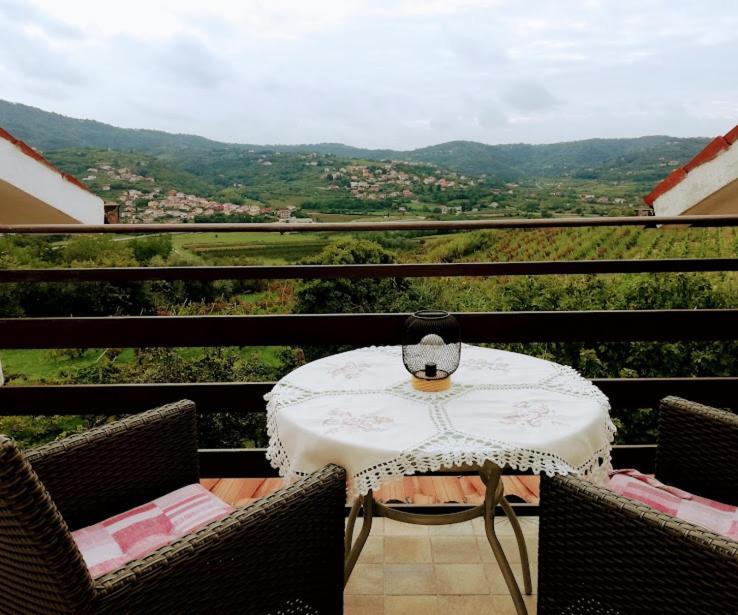 Peaceful View Apartment Копер Екстериор снимка
