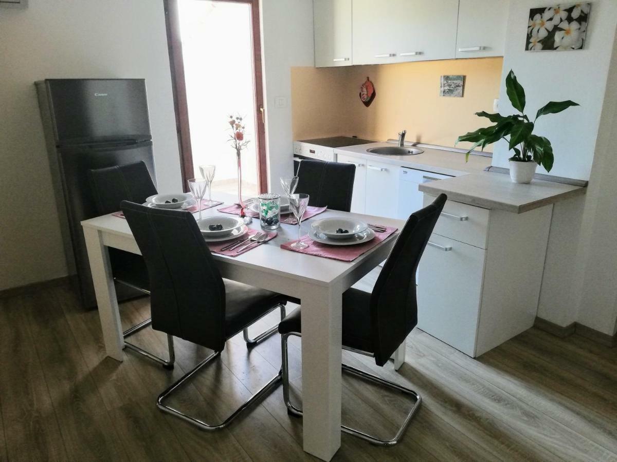 Peaceful View Apartment Копер Екстериор снимка